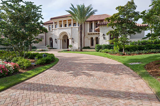 Best Professional Driveway Pavers  in Blennerhassett, WV